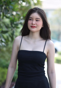 เอ๋ มิรา