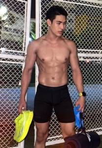 กัญจน์ กัณณวัชรน์