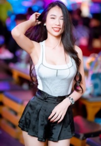 Karina Srivastava-010-Pretty