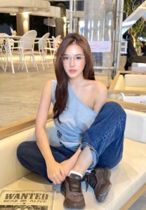 เหมยลี่ พัชรมนต์